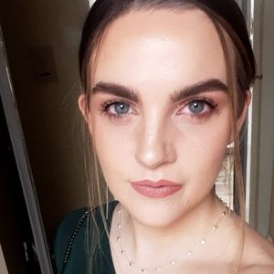 Meet your Posher, Niamh